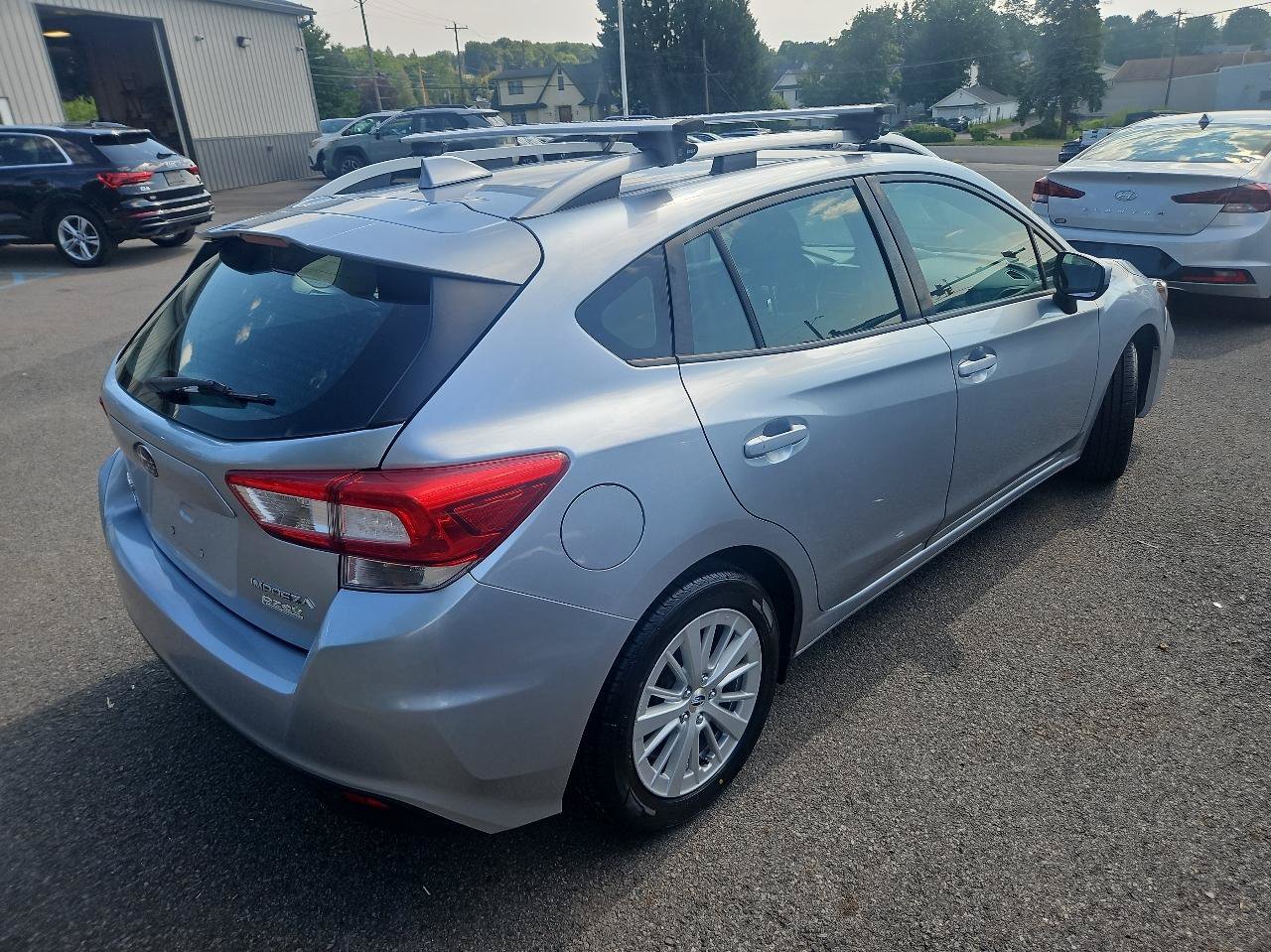 Used 2017 Subaru Impreza 2.0i Premium AWD/4WD image 3