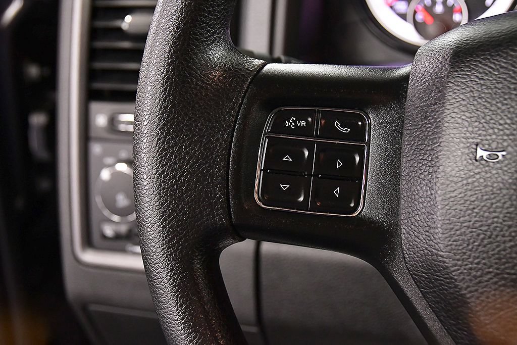 Used 2019 RAM 1500 Express AWD/4WD image 20