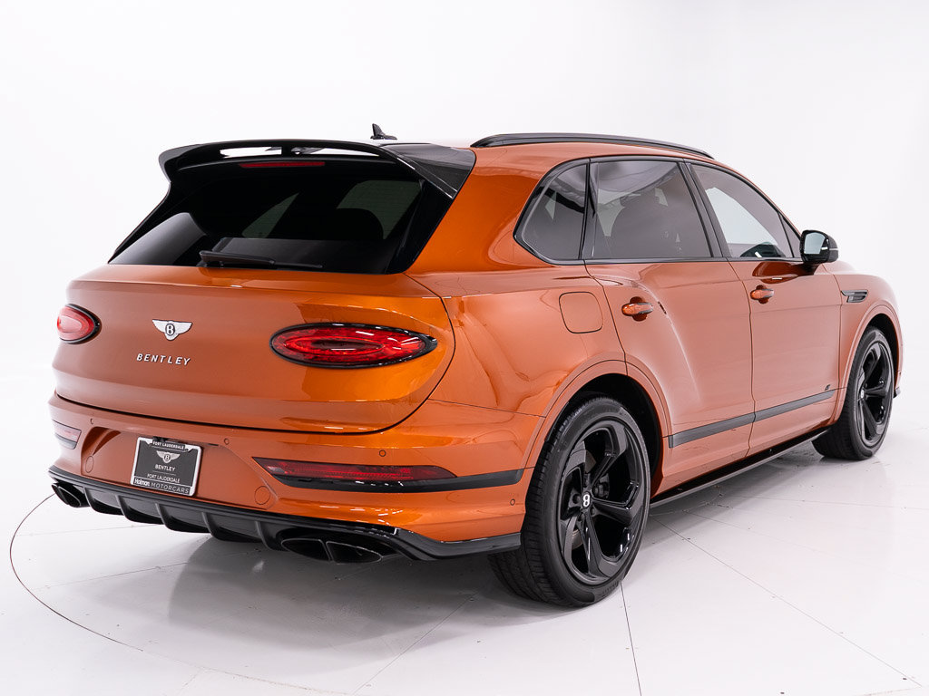 Certified 2022 Bentley Bentayga AWD/4WD image 5