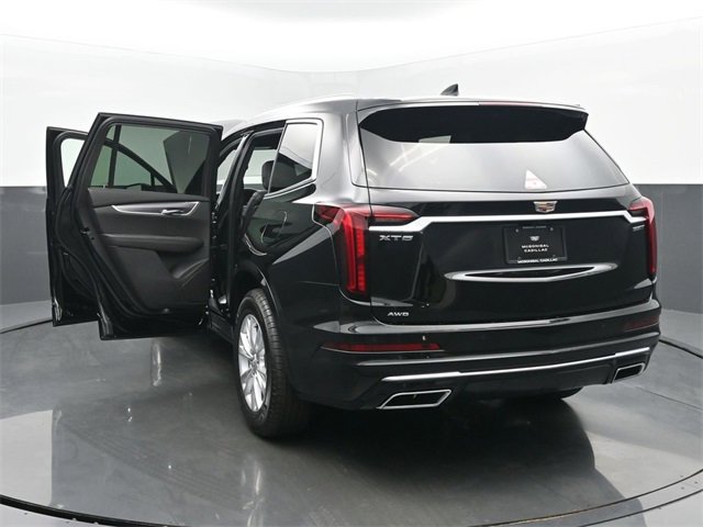 New 2025 Cadillac XT6 Luxury w/ LPO, Floor Liner Package image 57