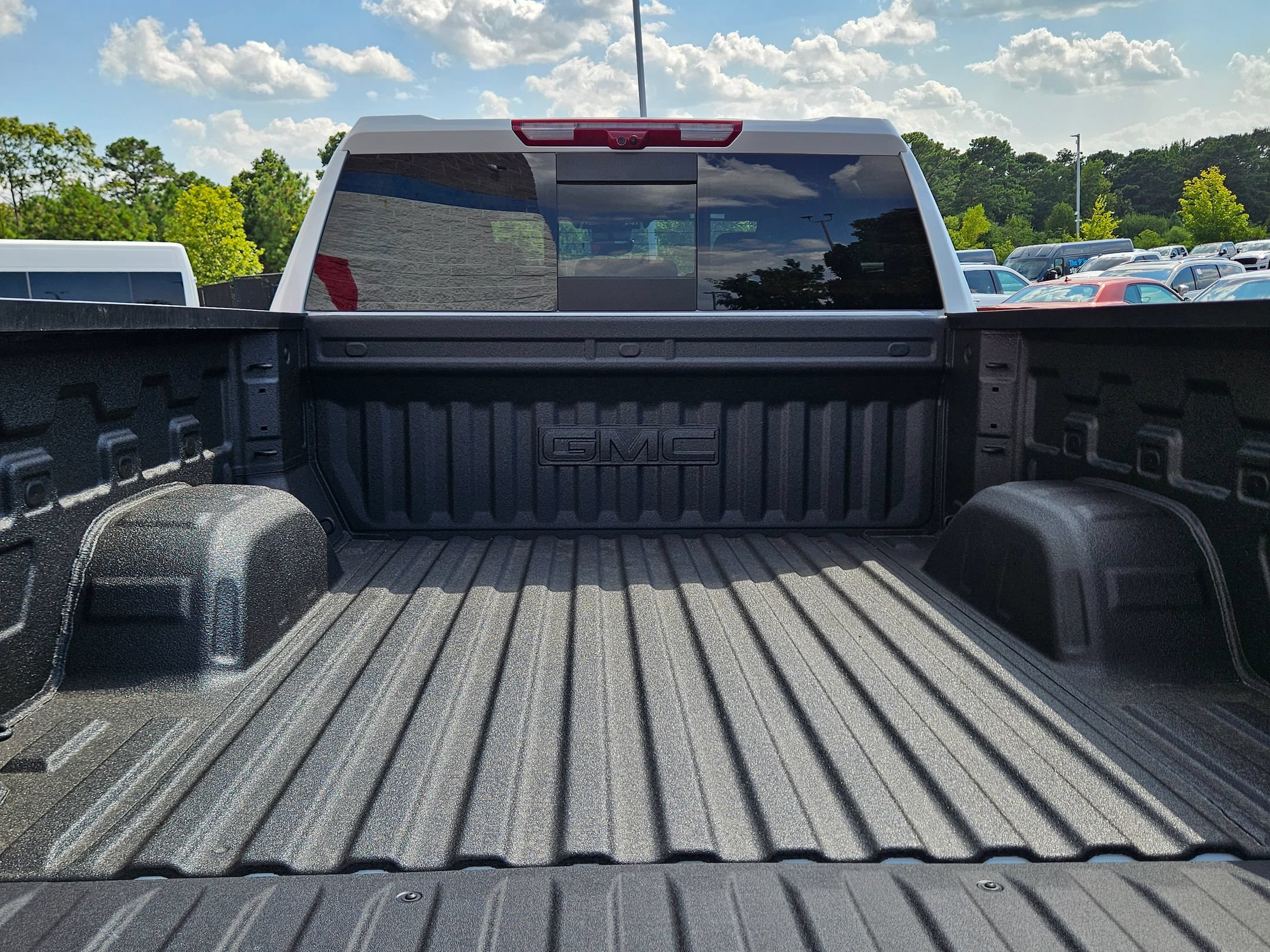 Used 2026 GMC Sierra 1500 Denali w/ Denali Reserve Package AWD/4WD image 29