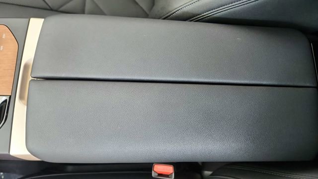 Used 2024 BMW iX xDrive50 w/ Premium Package image 50