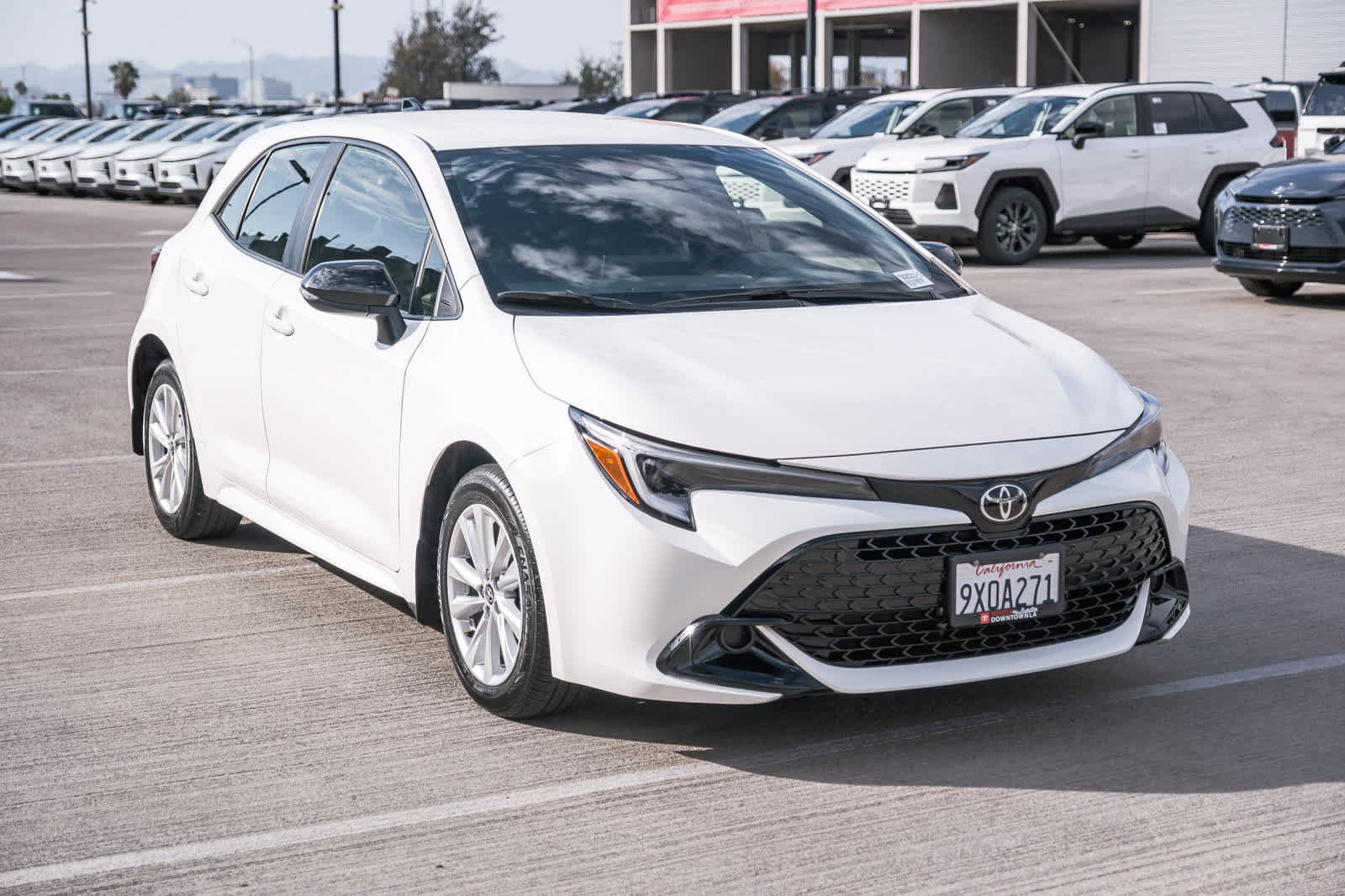 Certified 2026 Toyota Corolla SE FWD image 3