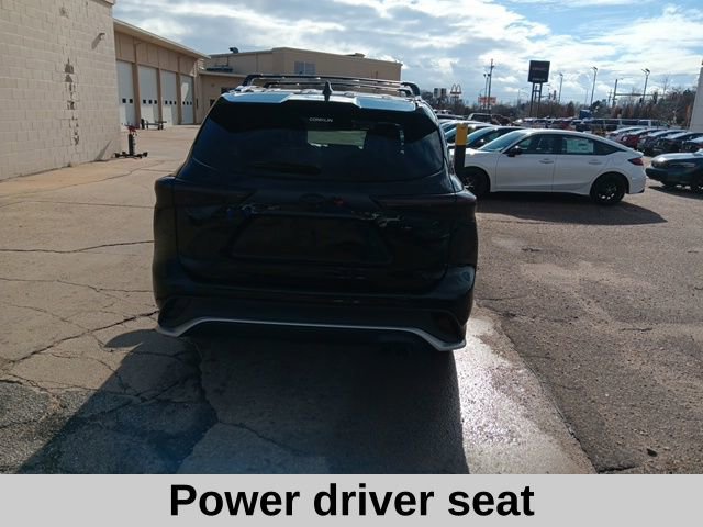 Used 2021 Toyota Highlander XSE image 6