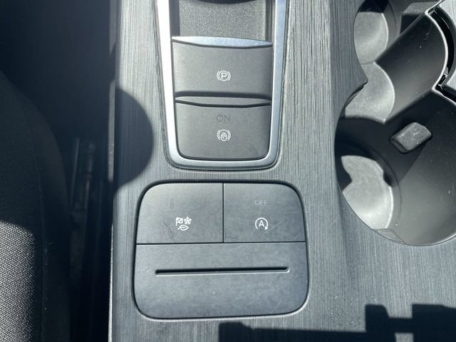 Used 2024 Ford Escape Active AWD/4WD image 17