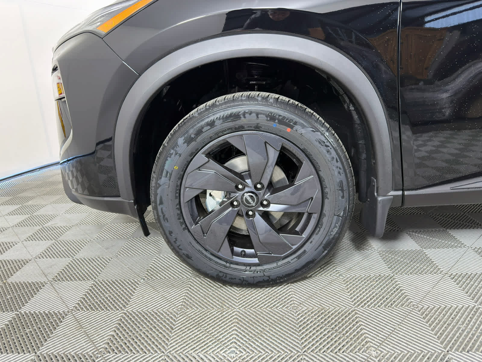 New 2026 Nissan Rogue SV FWD image 10