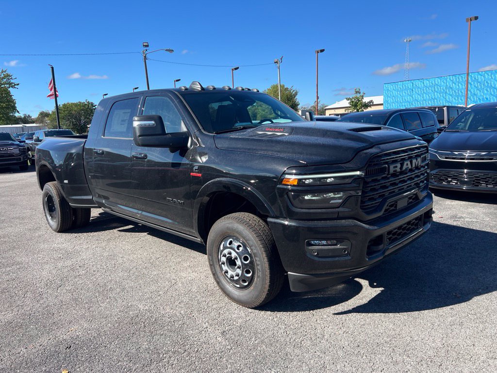 New 2027 RAM 3500 Limited AWD/4WD image 2