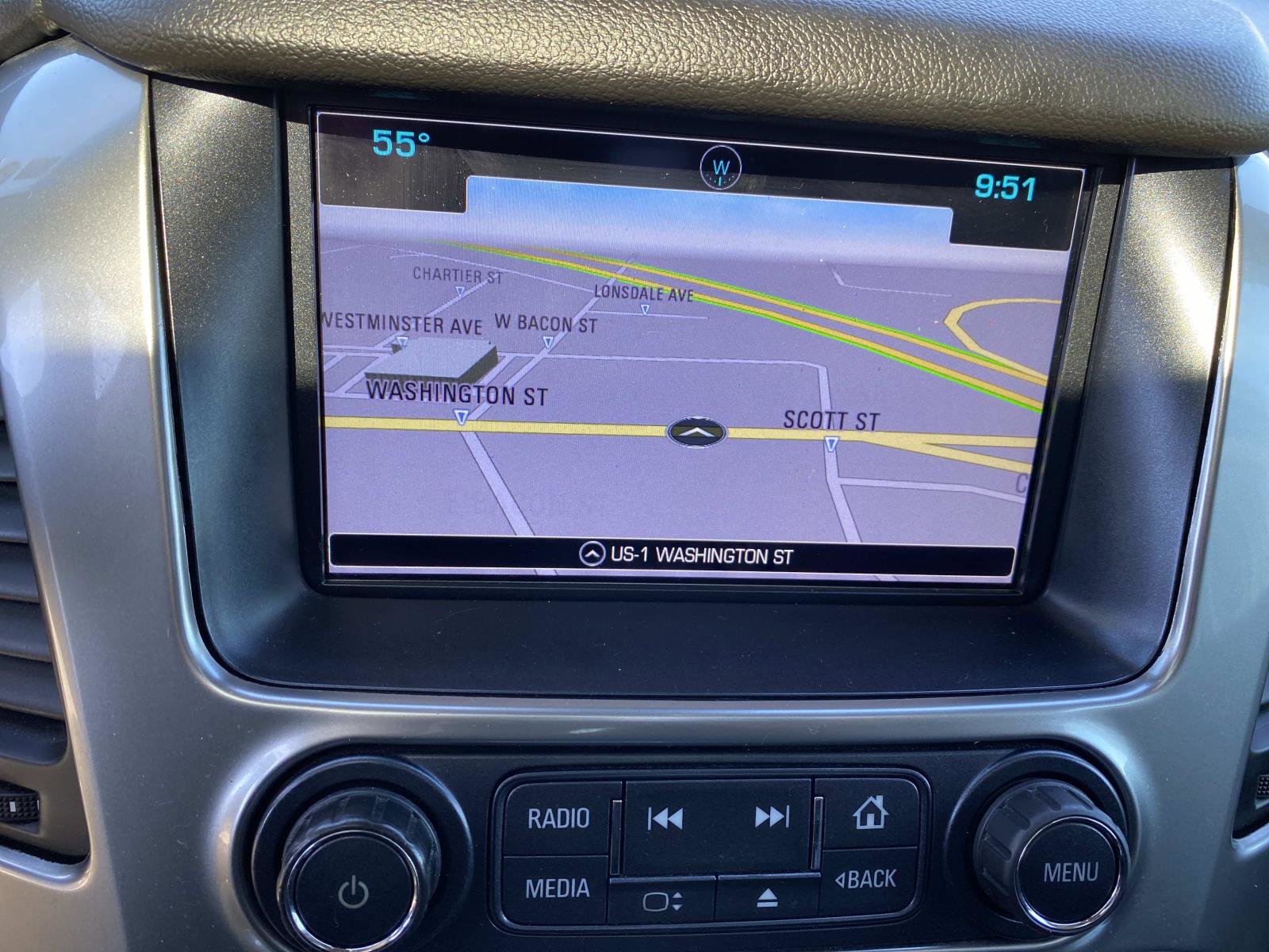 Used 2018 Chevrolet Tahoe LT w/ Luxury Package image 15