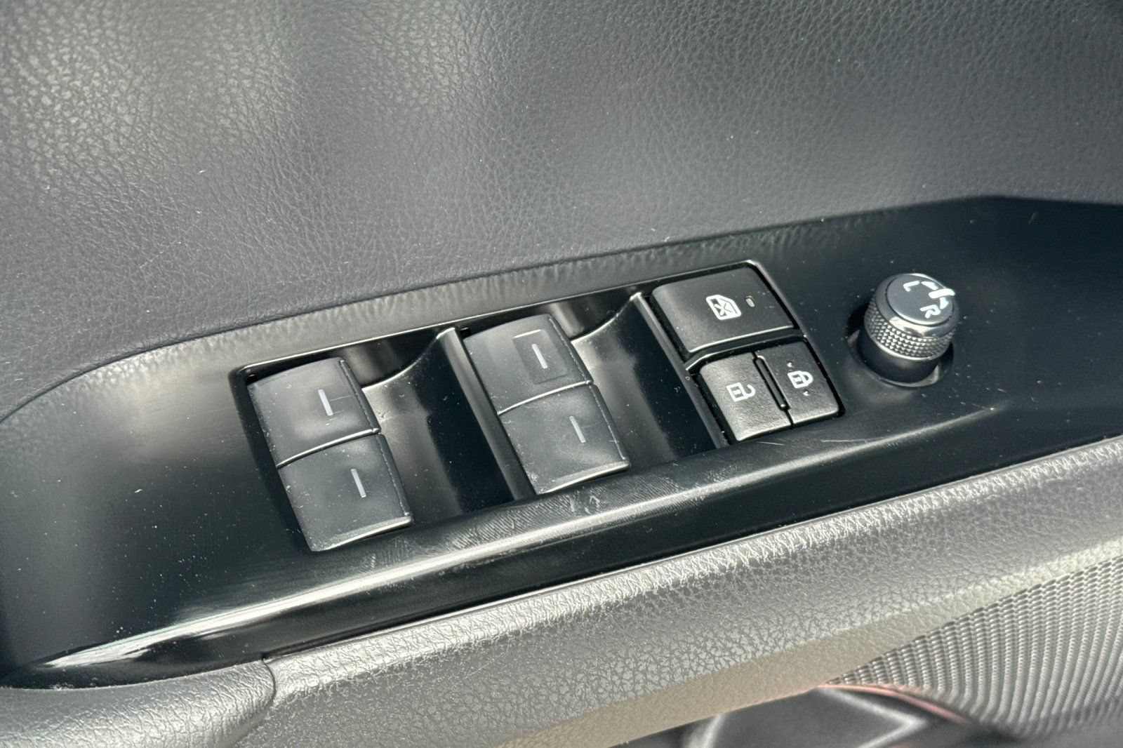 Certified 2025 Toyota Camry LE FWD image 13