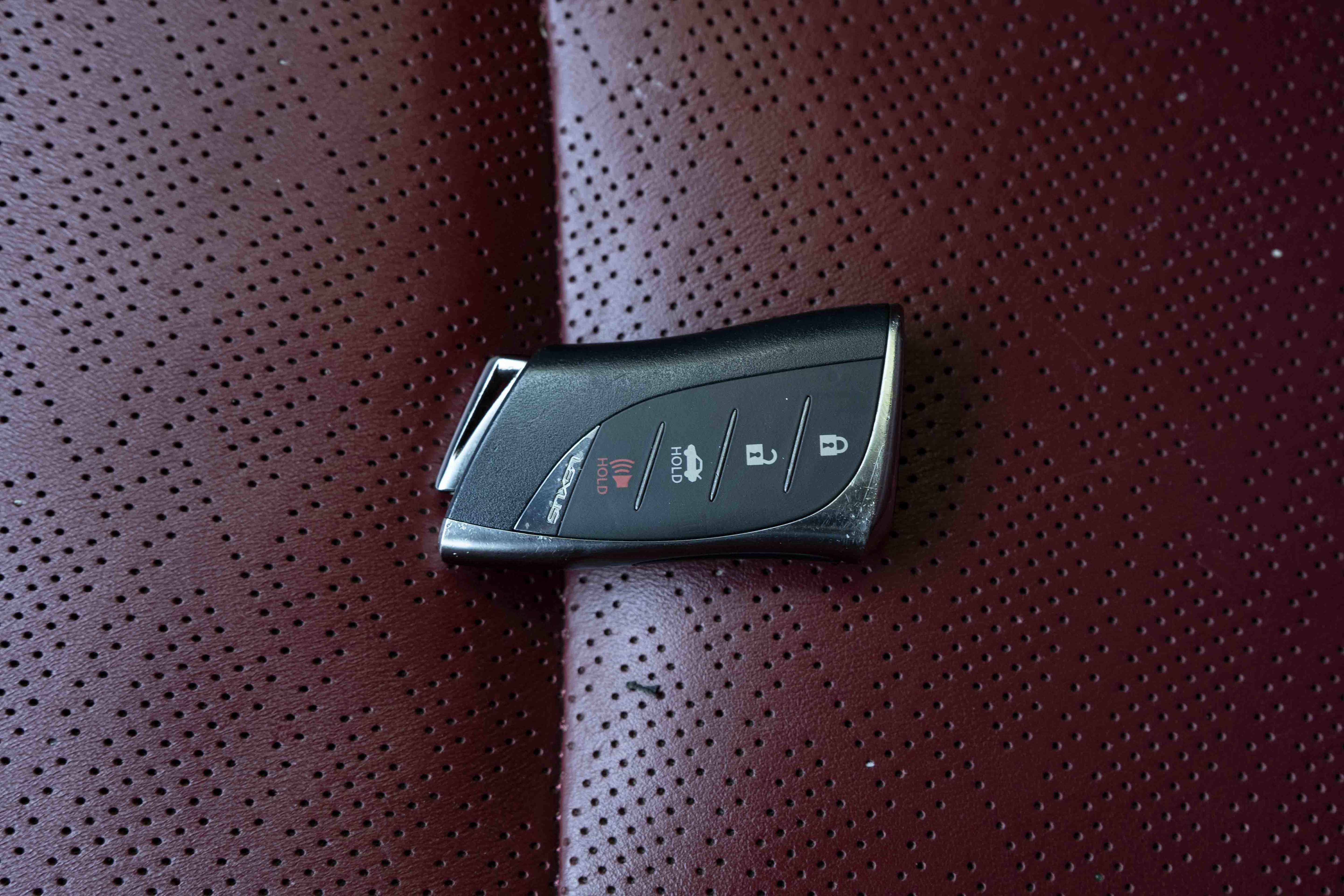 Used 2019 Lexus LS 500 F Sport w/ Accessory Package (Z2) AWD/4WD image 47