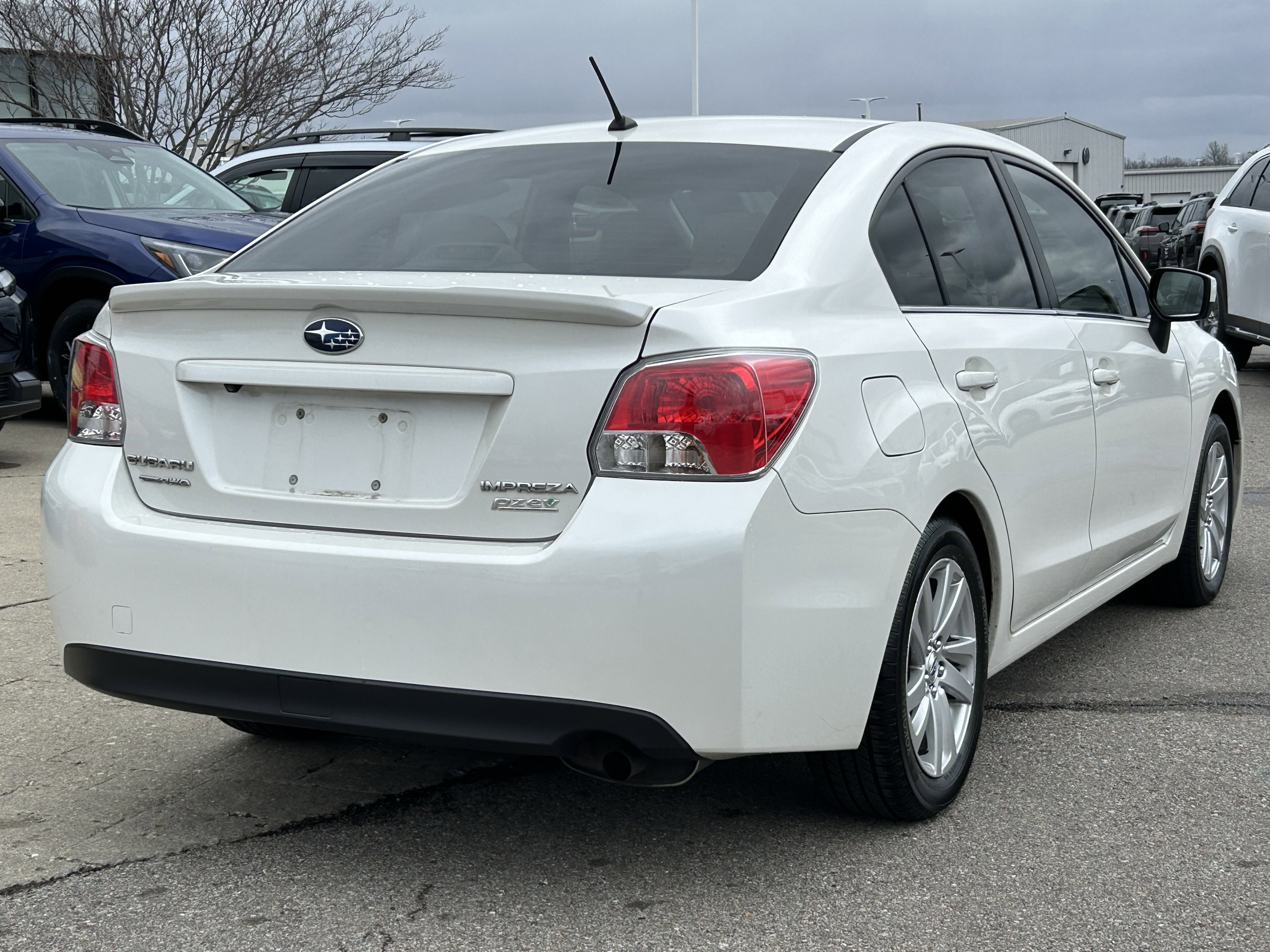 Used 2016 Subaru Impreza 2.0i Premium image 7