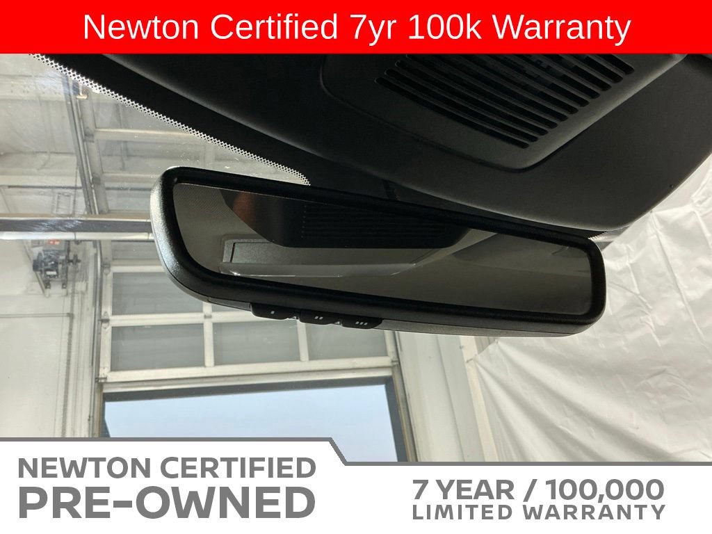 Used 2023 Nissan Pathfinder SL w/ Black Appearance Package FWD image 34