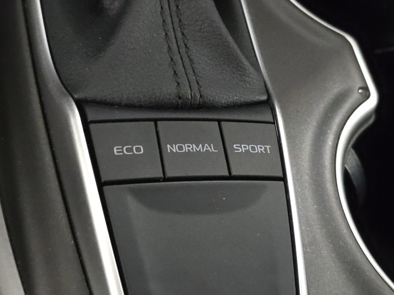 Certified 2023 Toyota Camry LE image 30