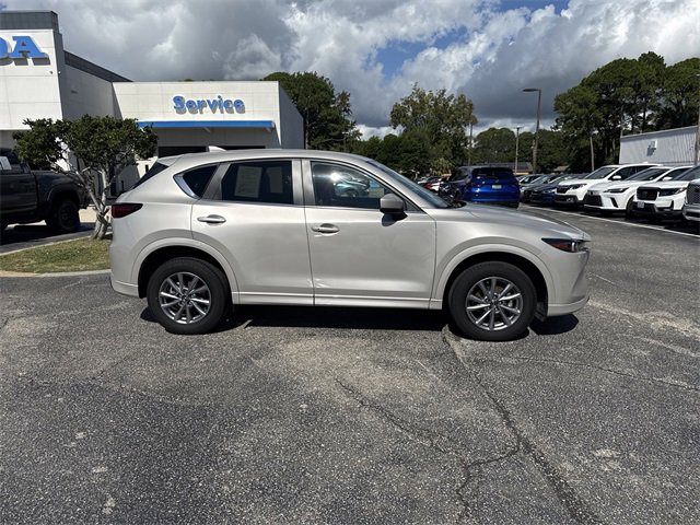 Used 2025 MAZDA CX-5 AWD 2.5 S w/ Select Package image 4