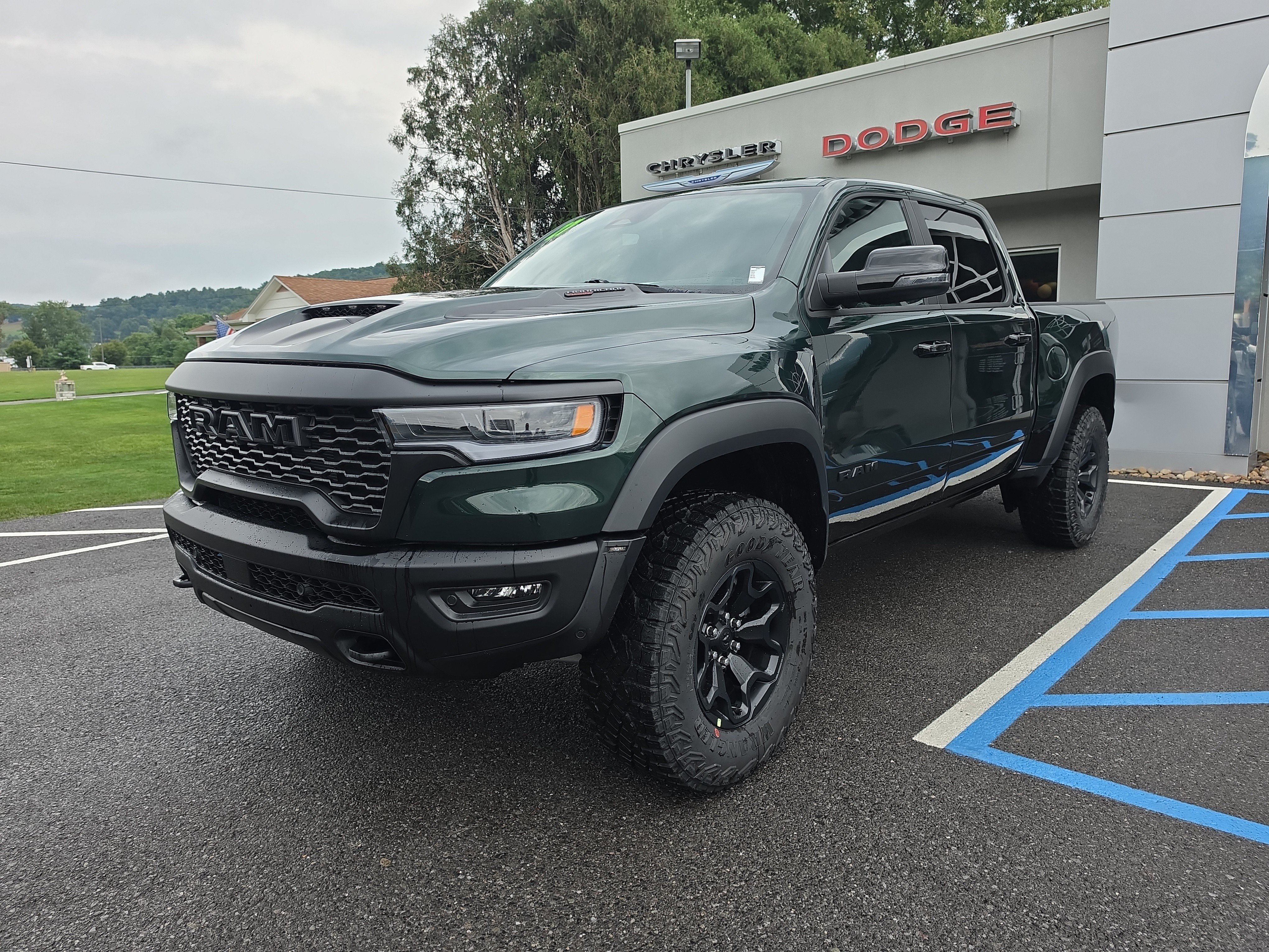 New 2027 RAM 1500 RHO w/ RHO Level 1 Equipment Group AWD/4WD image 8