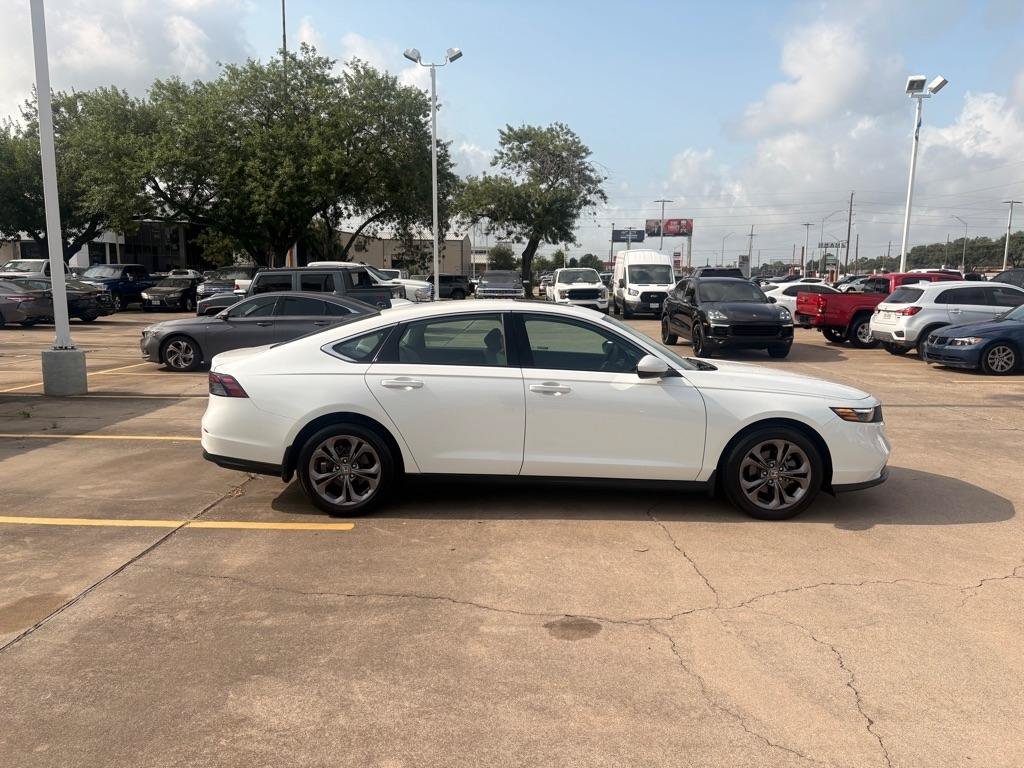 Used 2024 Honda Accord EX image 10