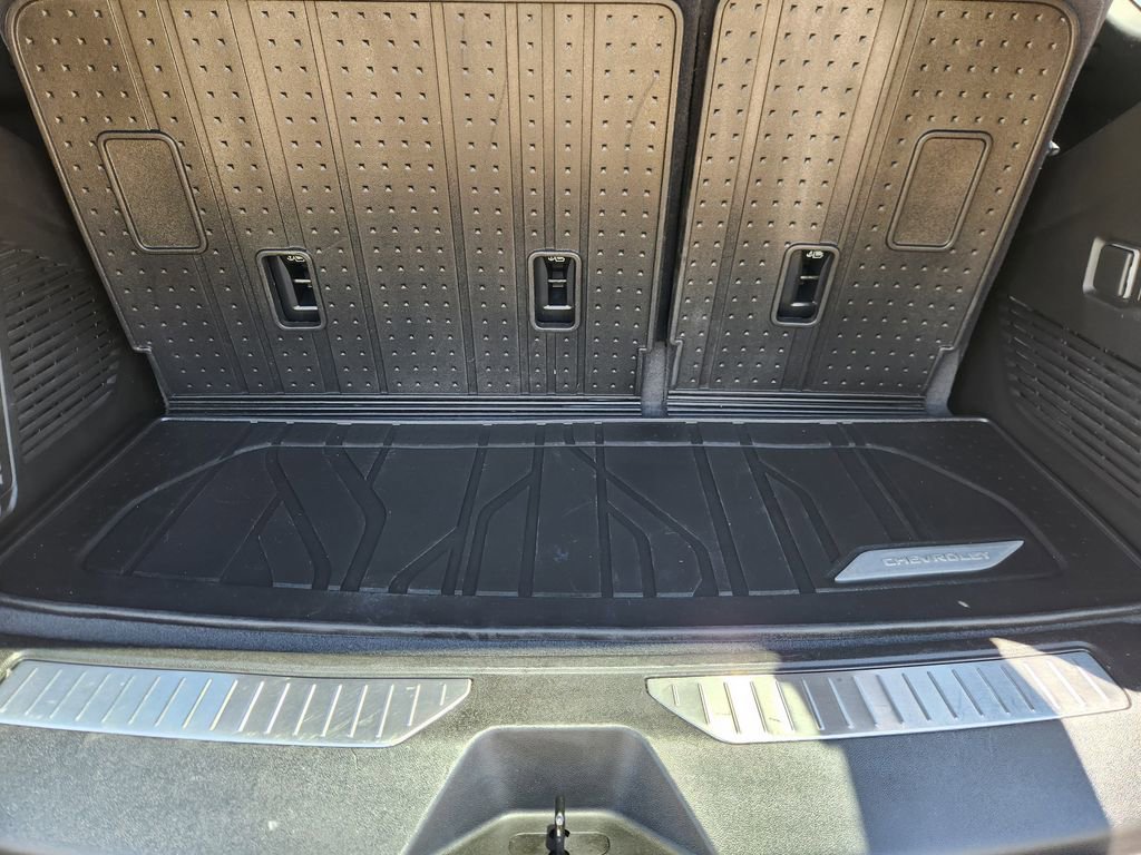 Used 2021 Chevrolet Tahoe RST w/ Luxury Package RWD image 34