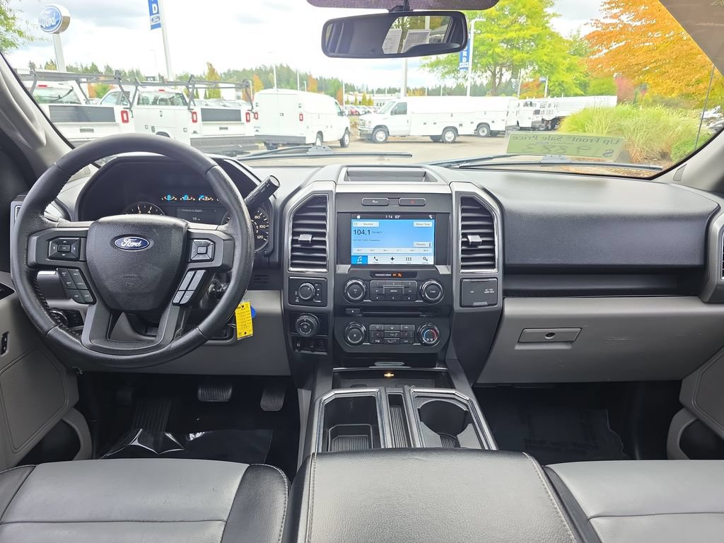 Used 2016 Ford F150 XLT w/ Equipment Group 302A Luxury AWD/4WD image 5