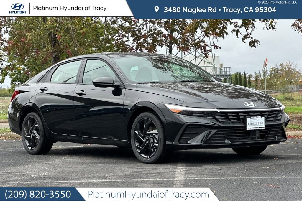 New 2026 Hyundai Elantra Sport image 1