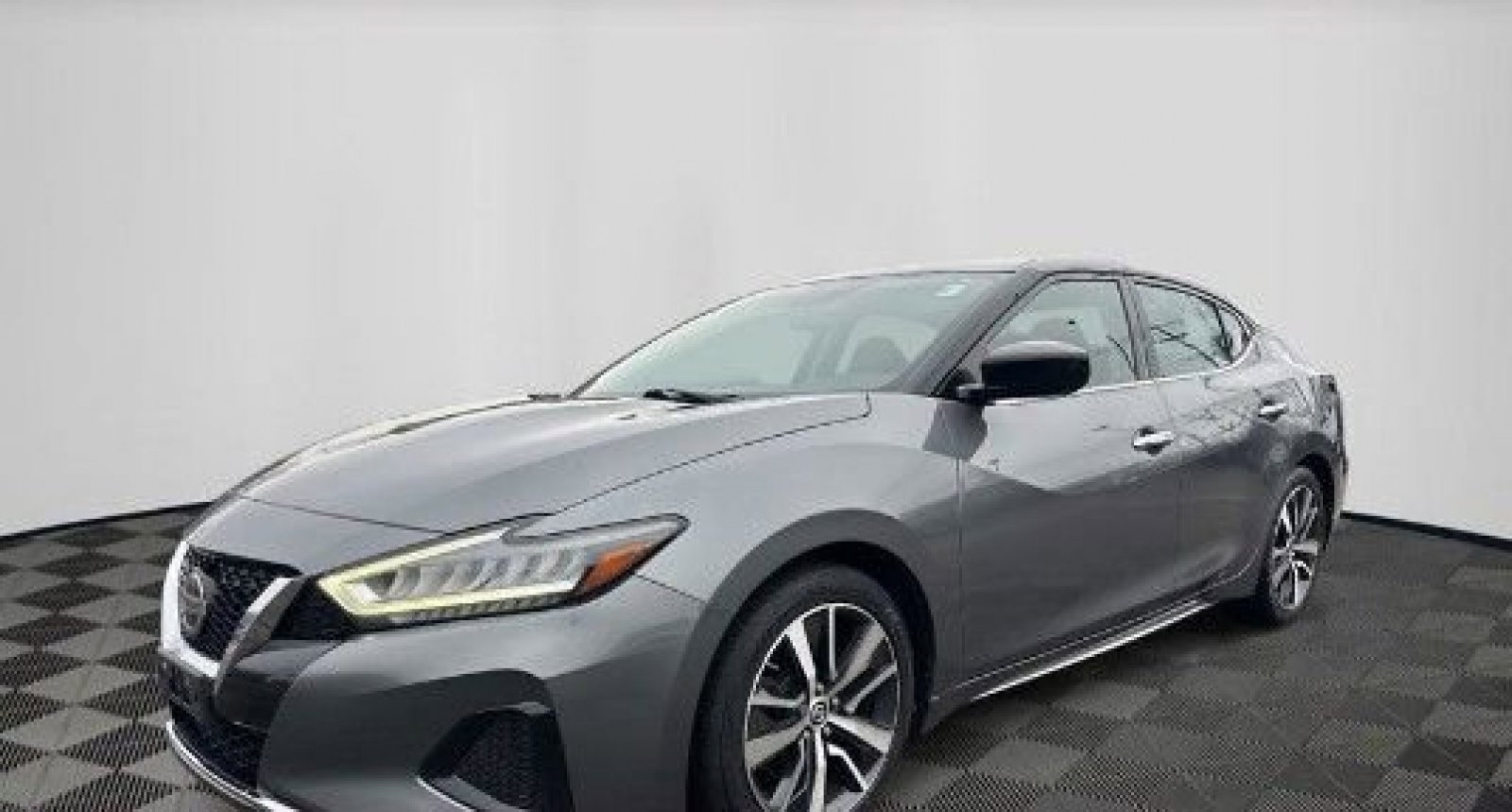 Used 2019 Nissan Maxima 3.5 S w/ Floor Mat Group image 2