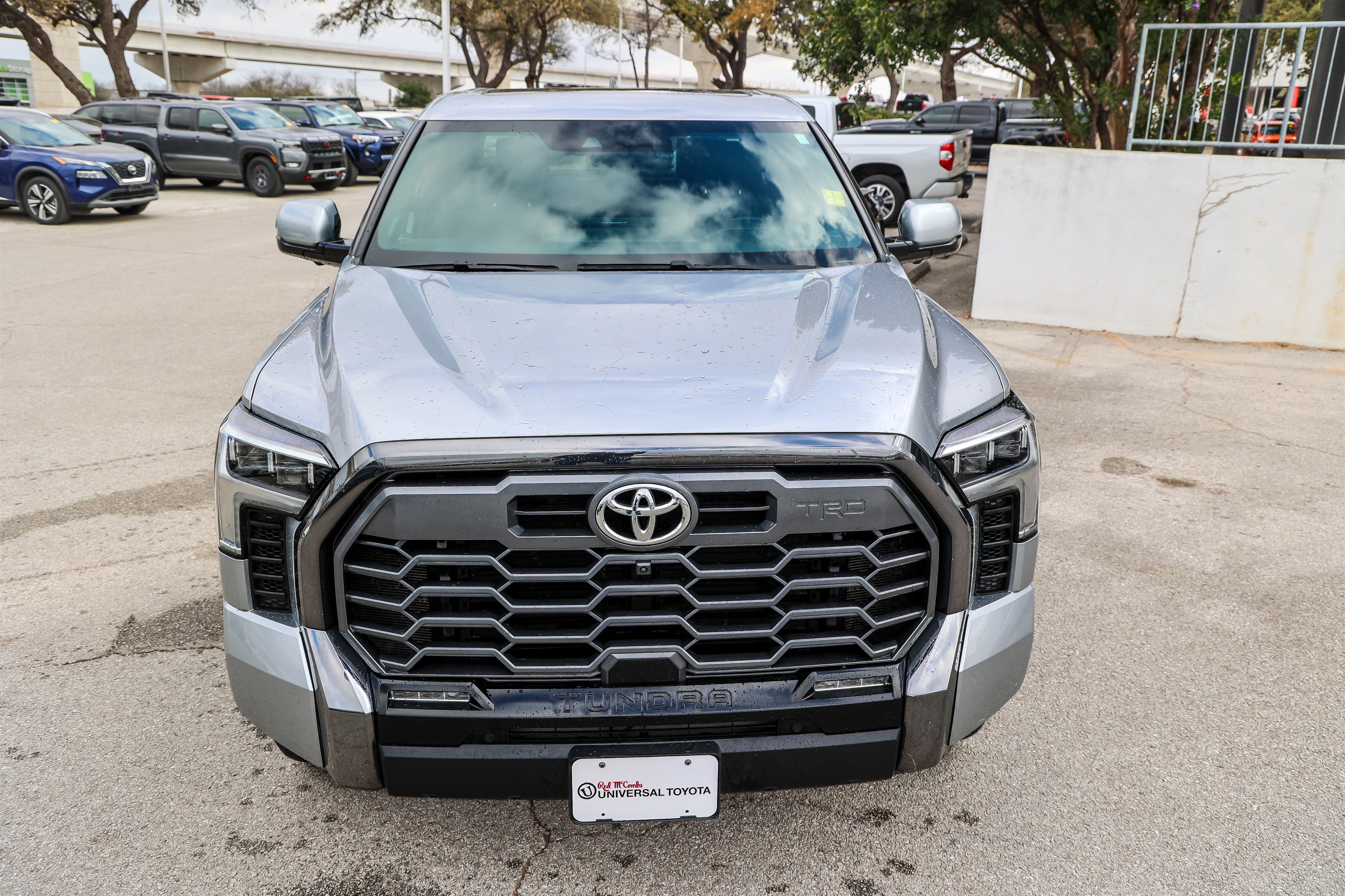 Used 2025 Toyota Tundra Platinum w/ TRD Off-Road Package image 5
