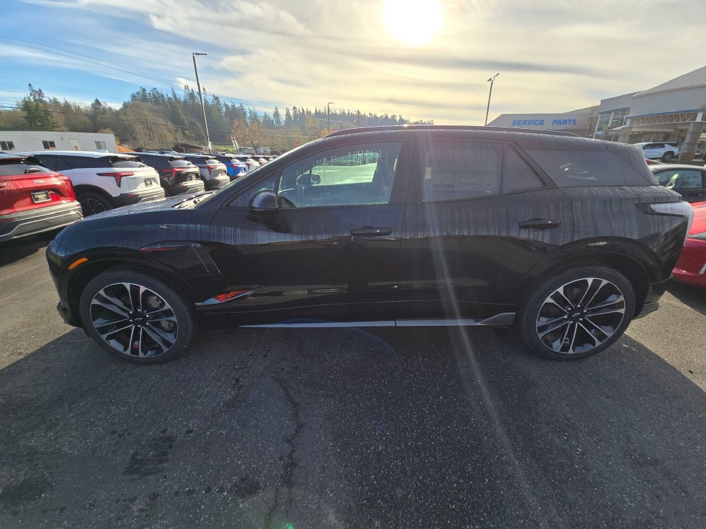 New 2026 Chevrolet Blazer EV SS w/ Performance Package AWD/4WD image 8