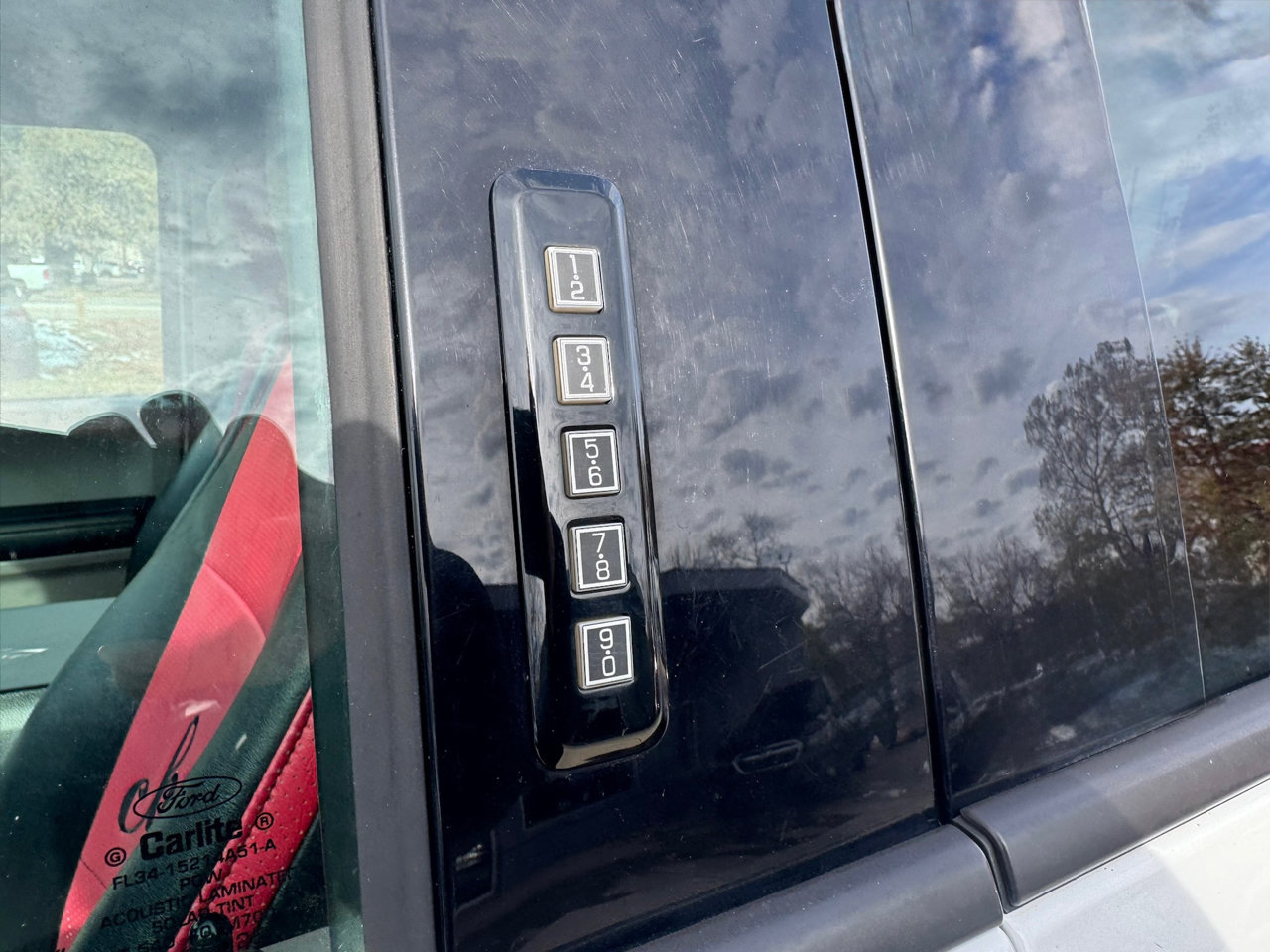 Used 2015 Ford F150 XLT image 42