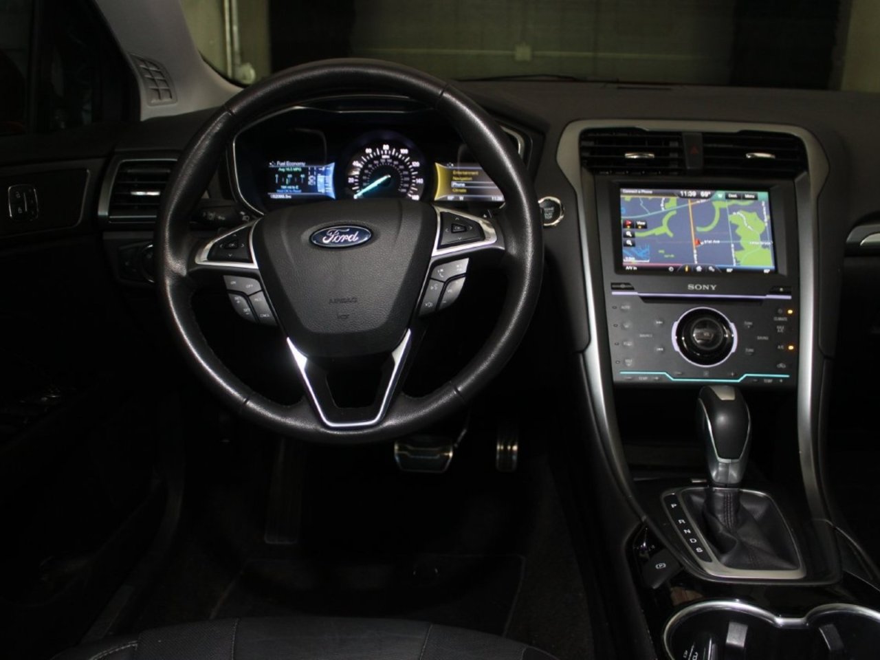 Used 2015 Ford Fusion Titanium FWD image 19