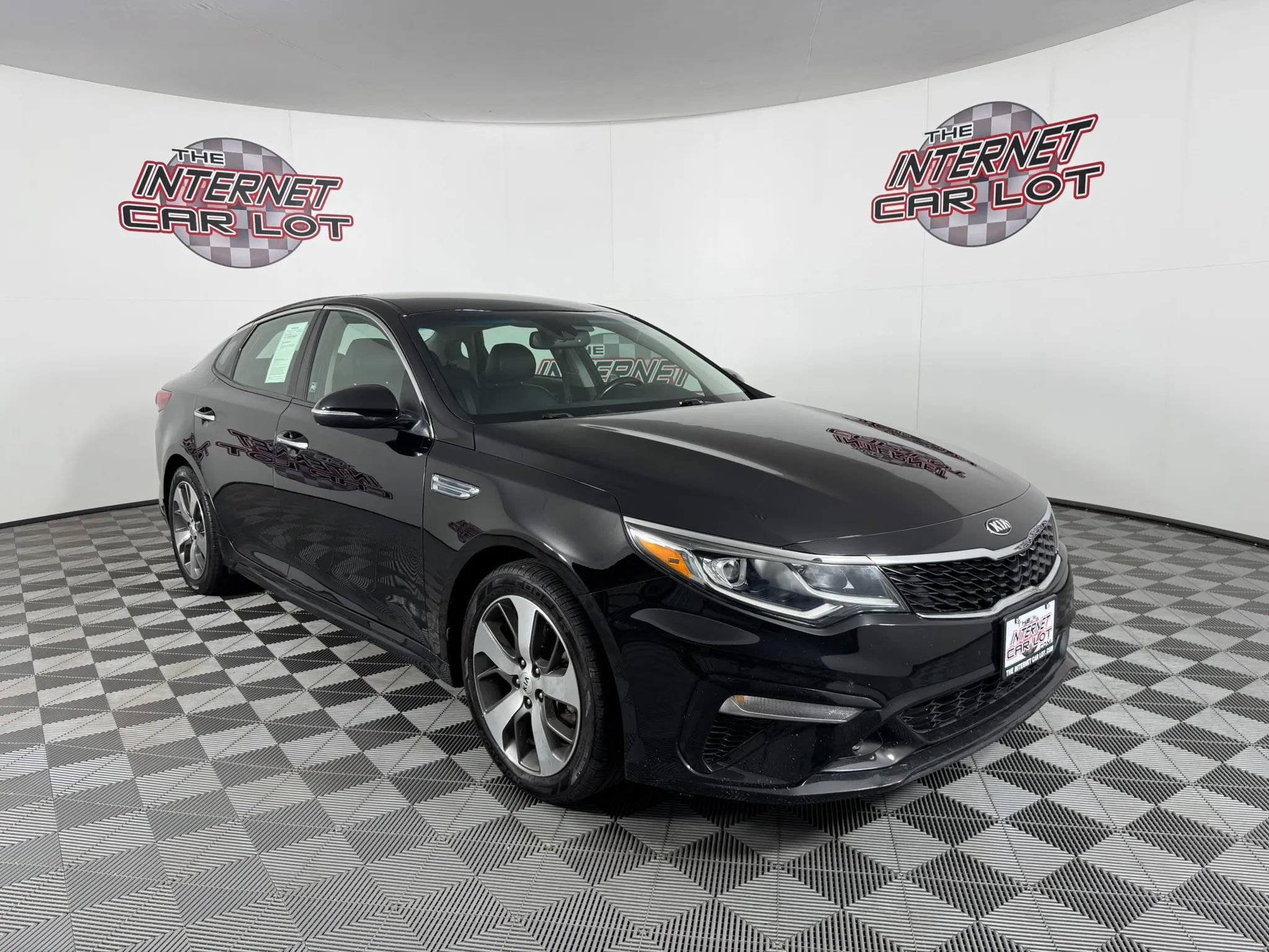 Used 2020 Kia Optima S FWD image 9
