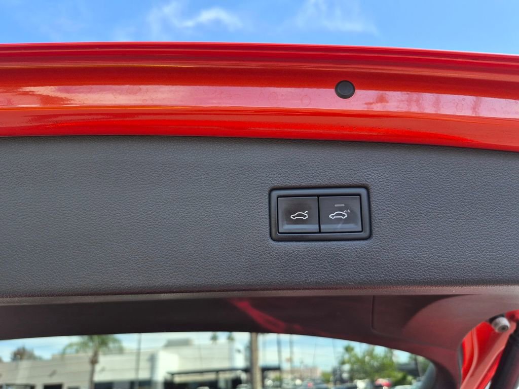 Used 2019 Volkswagen Tiguan SEL Premium w/ 3rd Row Seat Package image 36