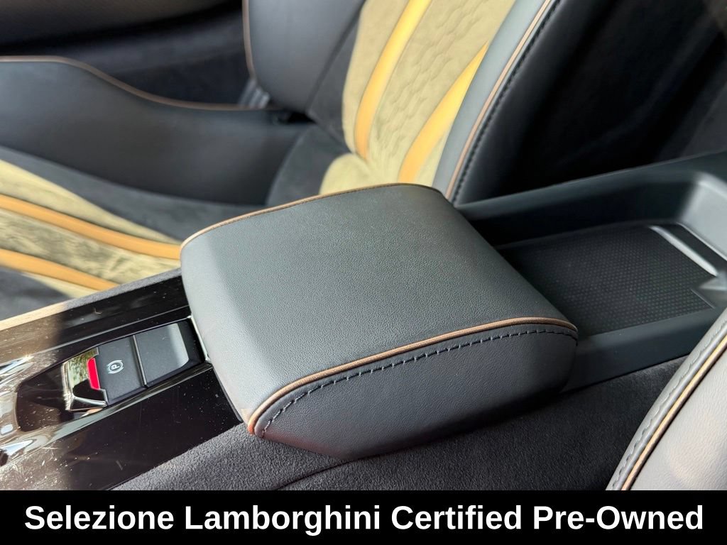 Used 2023 Lamborghini Huracan Tecnica RWD image 37