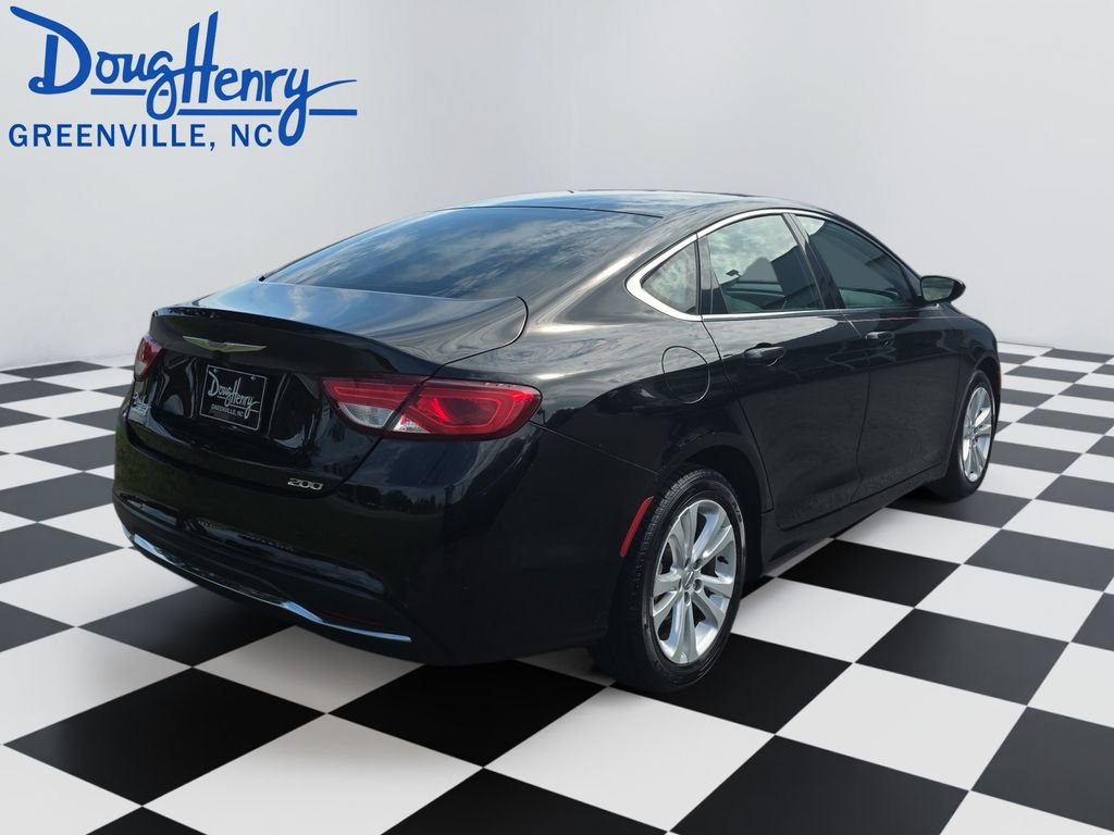 Used 2016 Chrysler 200 Limited FWD image 5