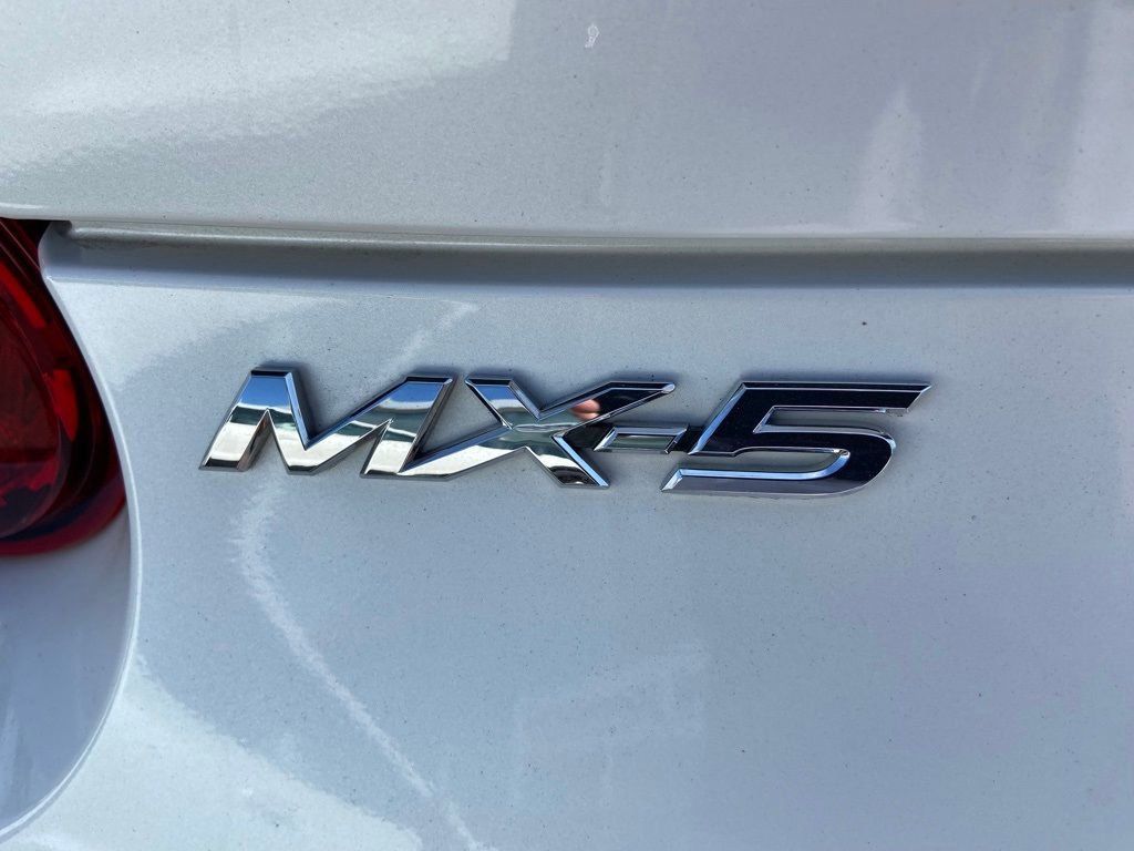 Used 2018 MAZDA MX-5 Miata Grand Touring image 12