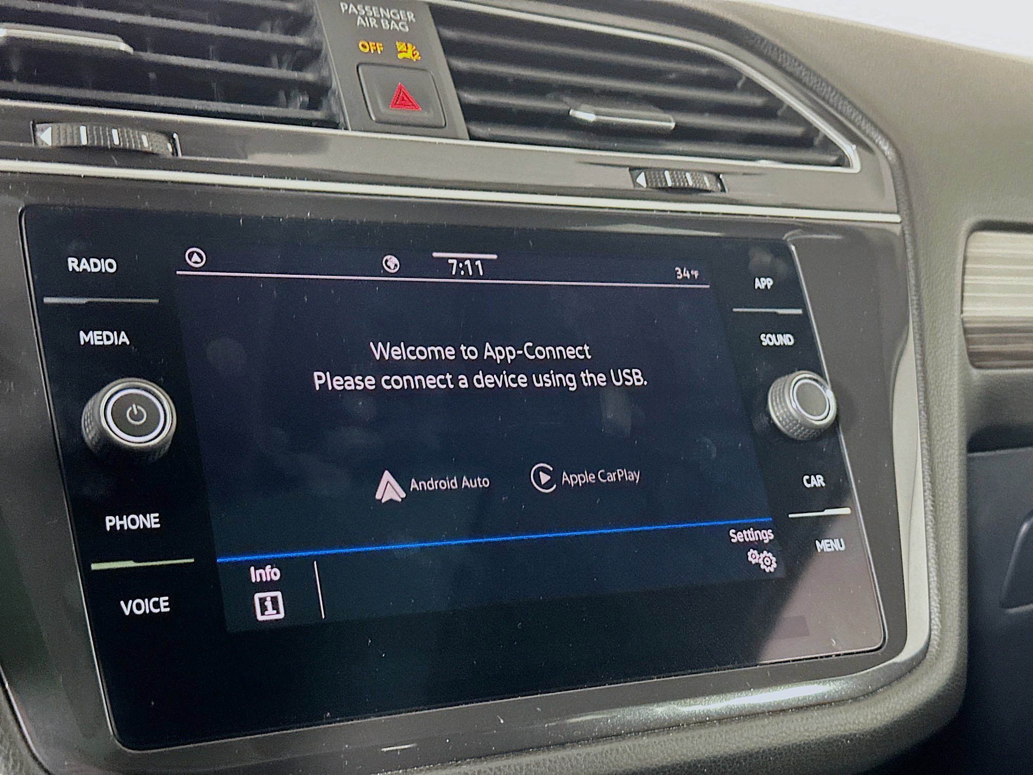 Used 2024 Volkswagen Tiguan Wolfsburg Edition image 21