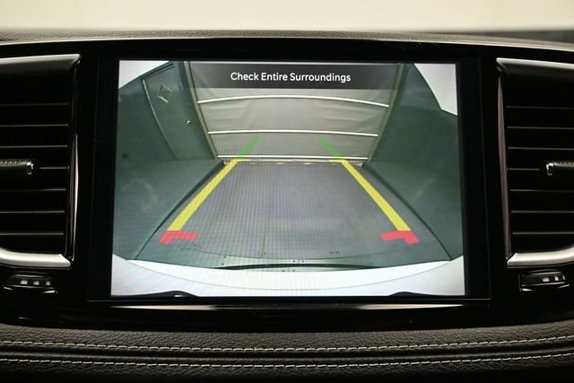 Used 2025 Chrysler Pacifica Limited FWD image 44