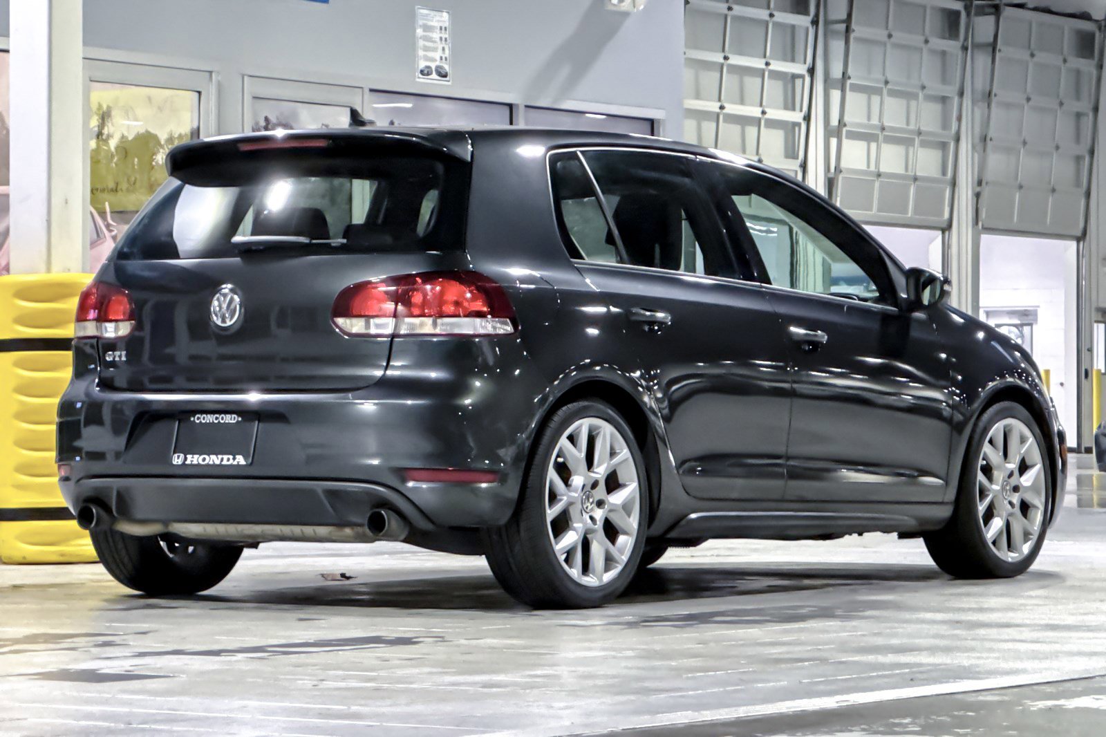 Used 2013 Volkswagen GTI Driver's Edition image 8