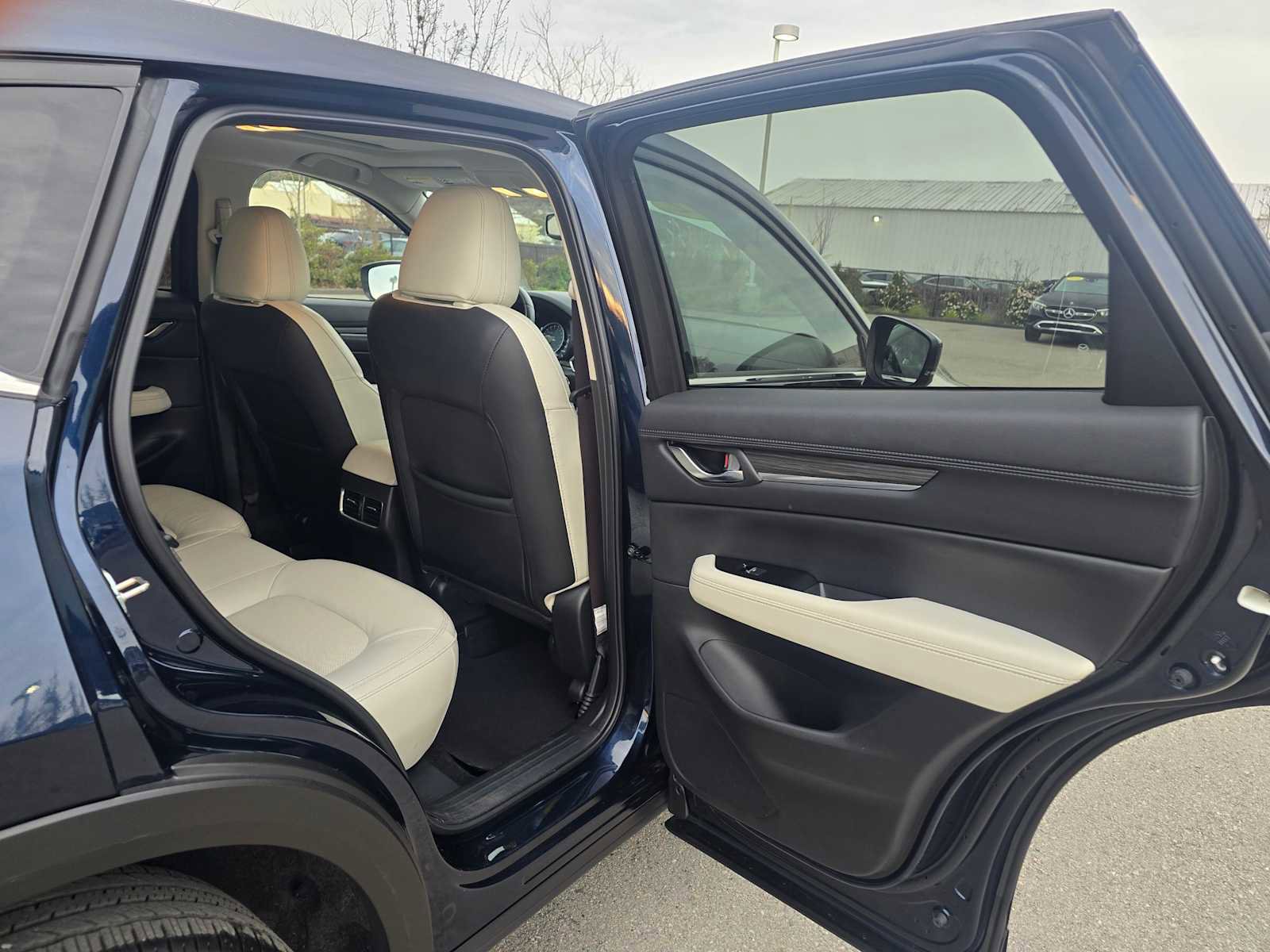 Used 2022 MAZDA CX-5 AWD 2.5 S w/ Premium Package image 14