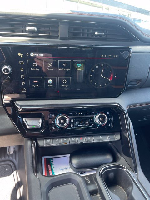 Used 2024 GMC Sierra 2500 AT4 w/ AT4 Premium Plus Package AWD/4WD image 5
