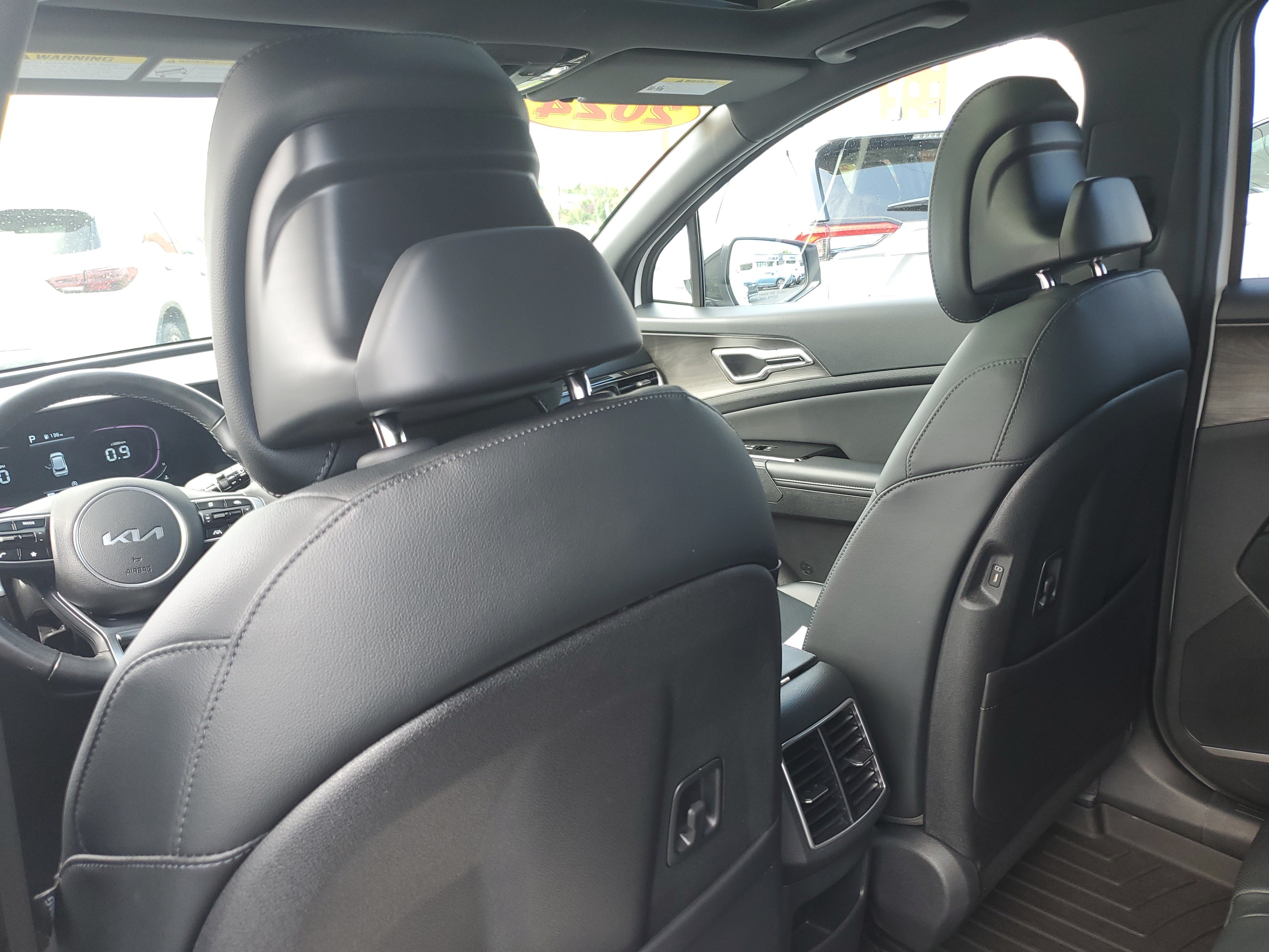 Used 2024 Kia Sportage X-Line w/ X-Line Premium Package AWD/4WD image 13