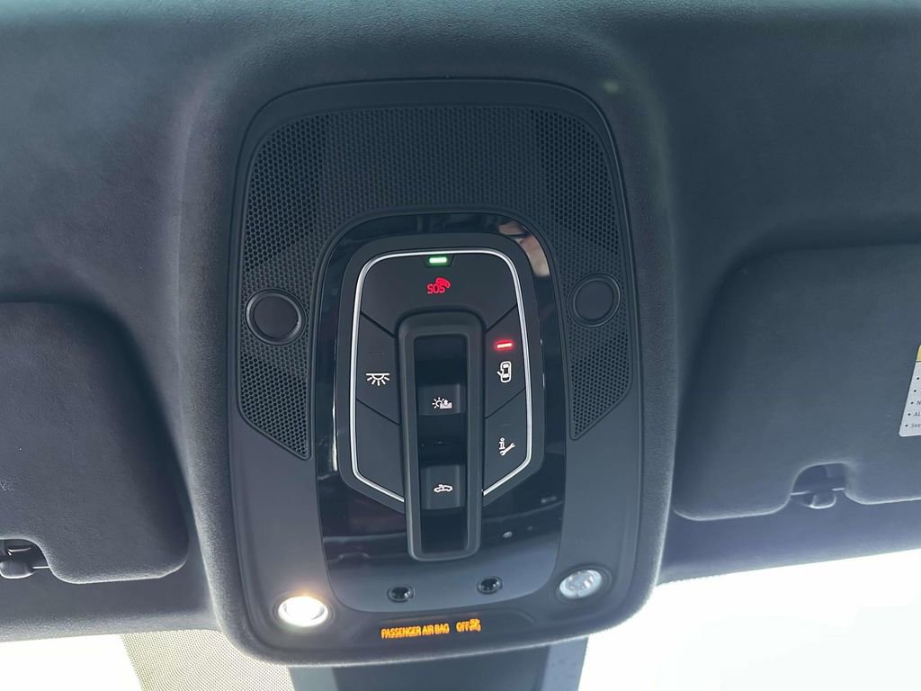 Used 2024 Audi RS Q8 image 32