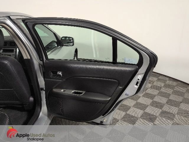 Used 2012 Ford Fusion SEL FWD image 32