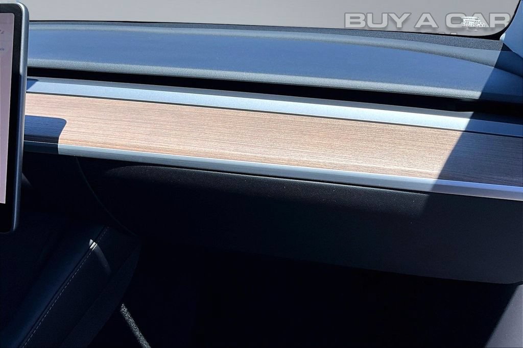 Used 2023 Tesla Model Y Long Range AWD/4WD image 17