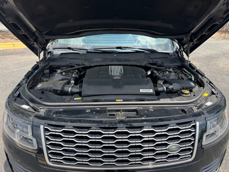Used 2018 Land Rover Range Rover Supercharged AWD/4WD image 16