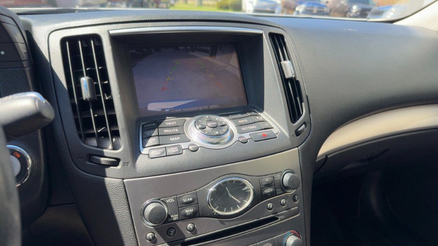 Used 2013 INFINITI G37 x Sedan w/ Premium Pkg AWD/4WD image 15