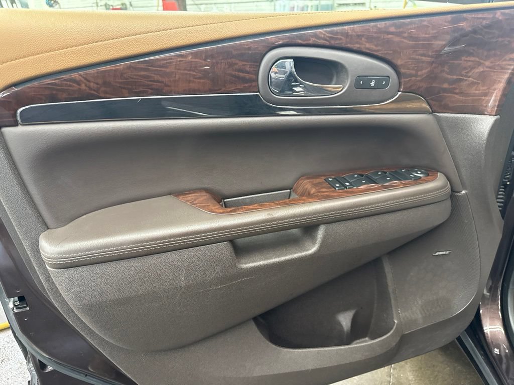 Used 2015 Buick Enclave Leather FWD image 21