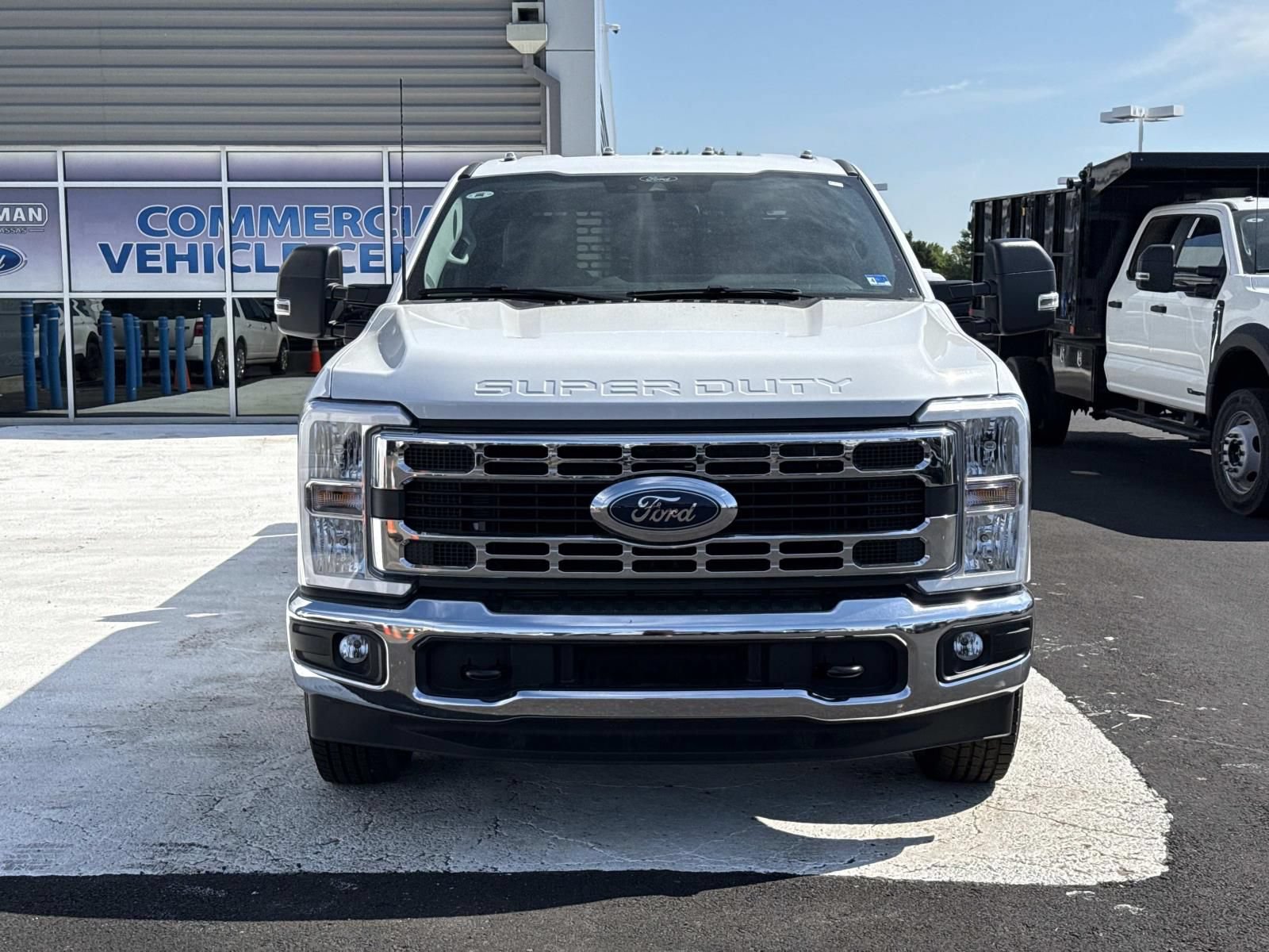 New 2026 Ford F350 XL w/ XL Chrome Package RWD image 8