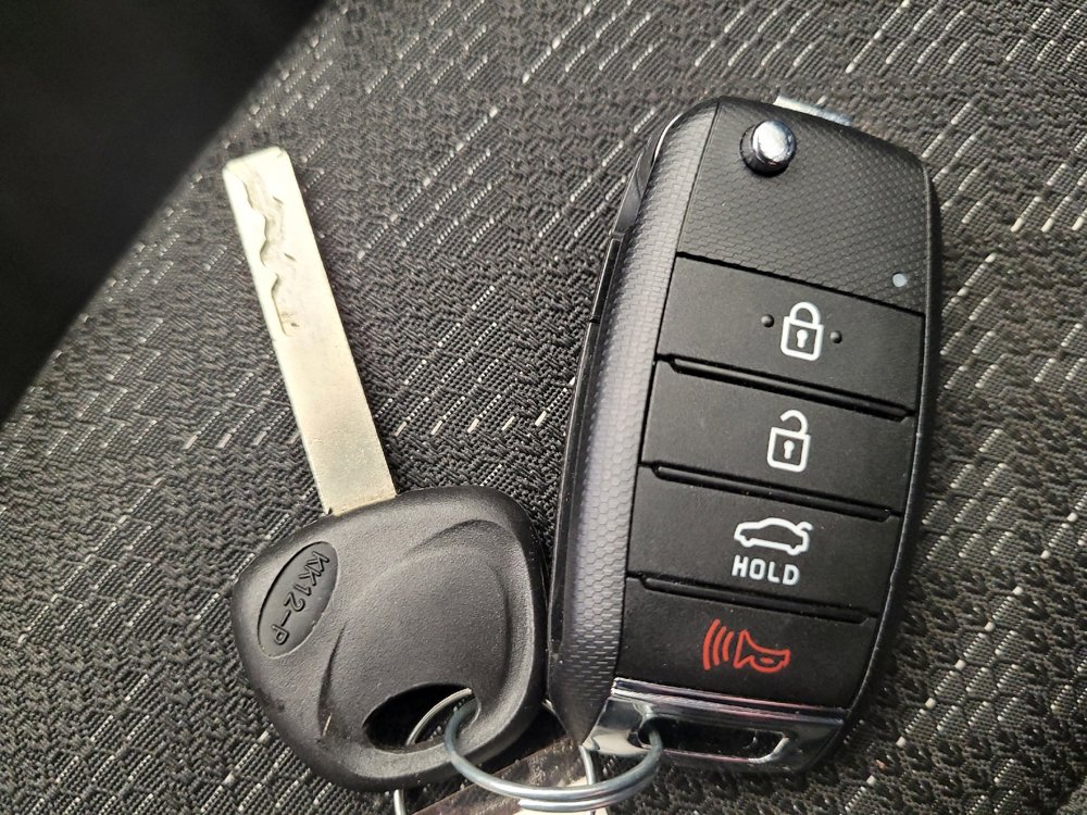 Used 2021 Kia Rio S FWD image 32