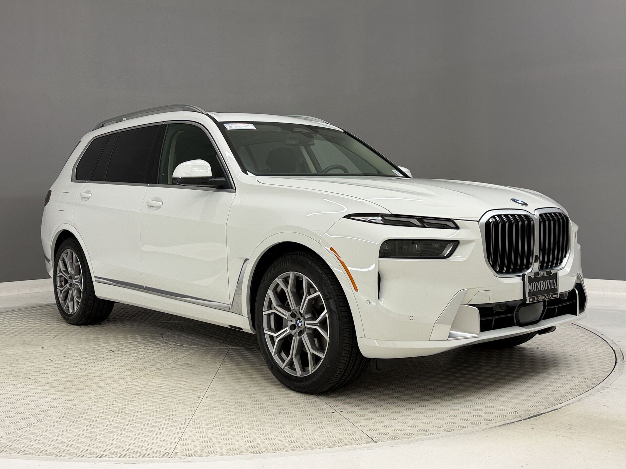 Used 2026 BMW X7 xDrive40i AWD/4WD image 7