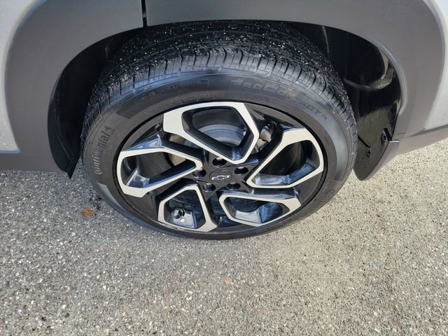 Used 2025 Chevrolet Trax RS w/ Driver Confidence Package image 6