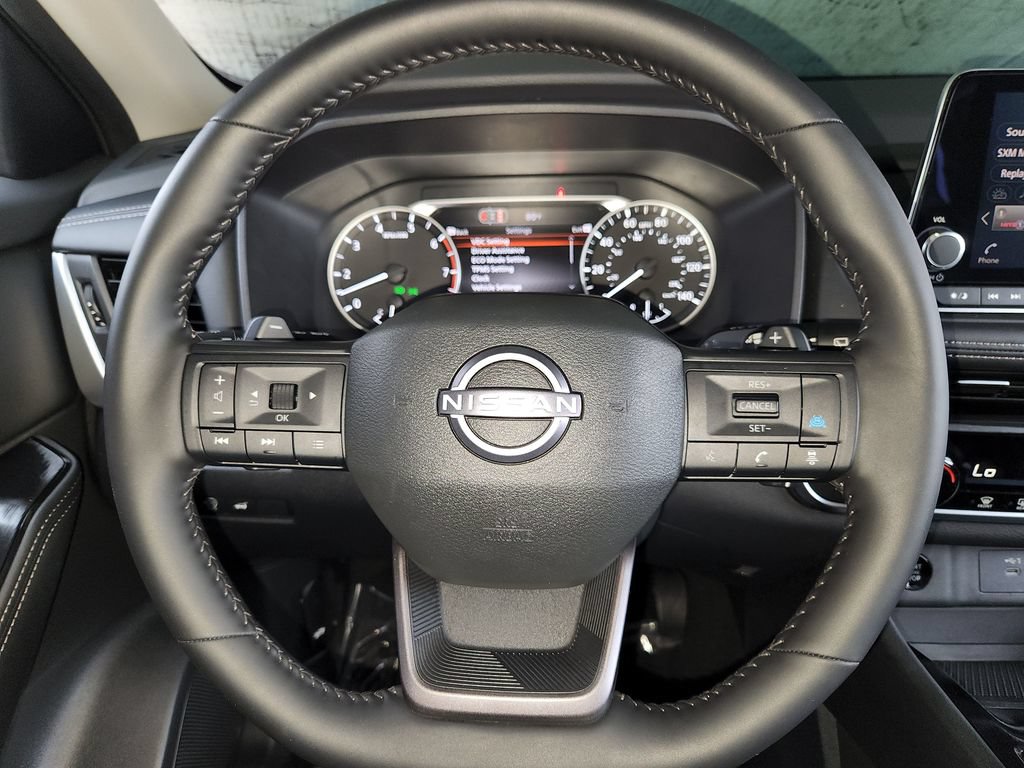 Used 2026 Nissan Rogue SV FWD image 23
